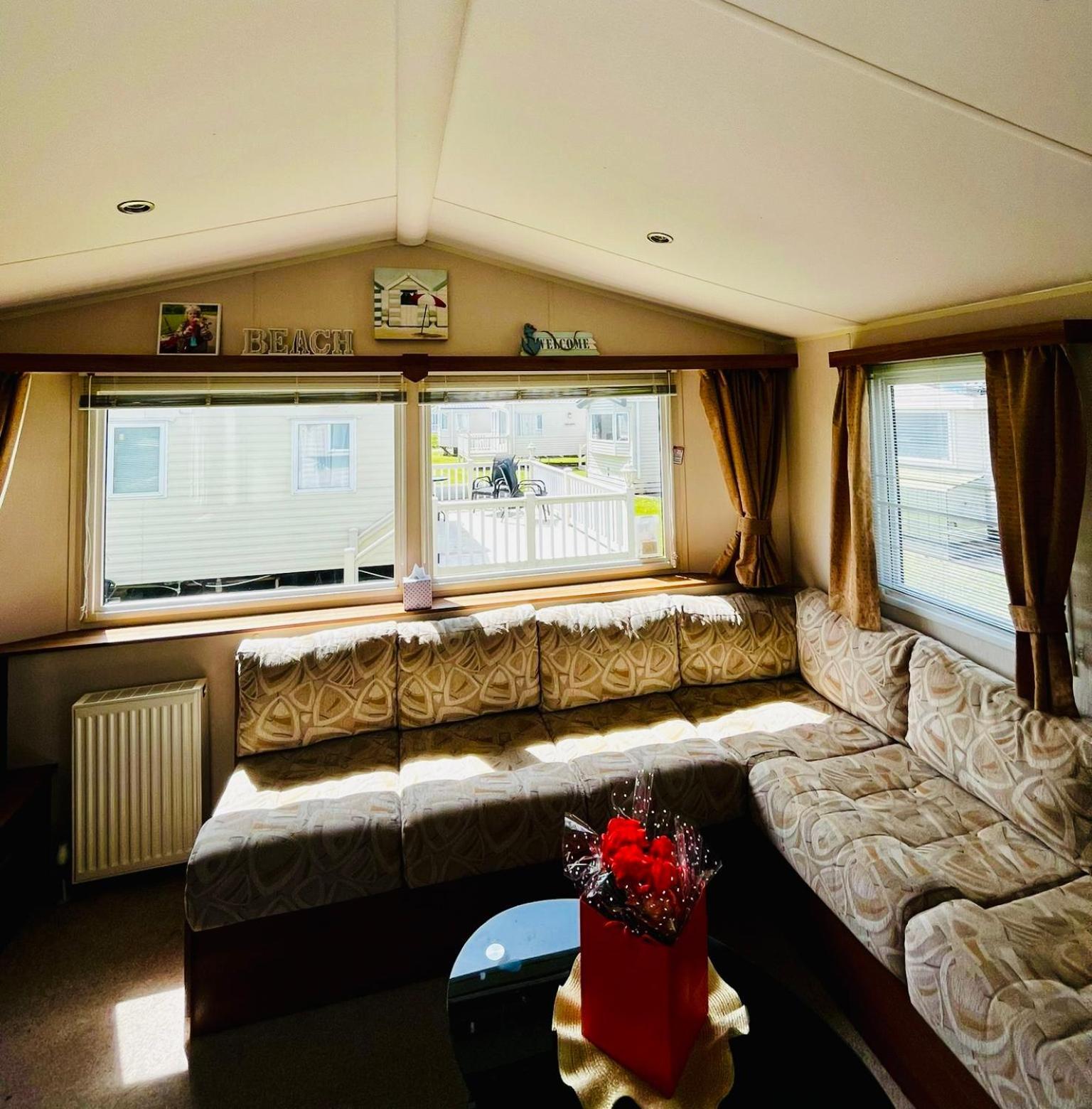 Seaview Holiday Rentals - Seawall วิทสเตเบิล ภายนอก รูปภาพ